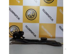 Gebruikte Motorbalk Suzuki SX4 (EY/GY) 1.6 16V VVT Comfort,Exclusive Autom. Prijs € 34,99 Margeregeling aangeboden door Yellow Parts