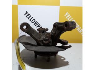 Gebruikte Fusee houder rechts-voor Suzuki Liana (ERC/ERD/RH4) 1.6 MPi 16V Prijs € 35,00 Margeregeling aangeboden door Yellow Parts
