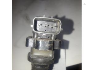 Gebruikte Bobine Suzuki Grand Vitara I (FT/GT/HT) 2.5 V6 24V Prijs € 20,00 Margeregeling aangeboden door Yellow Parts