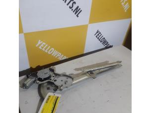 Gebruikte Ruitmechaniek 4Deurs links-voor Suzuki Alto (GF) 1.0 12V Prijs € 35,00 Margeregeling aangeboden door Yellow Parts