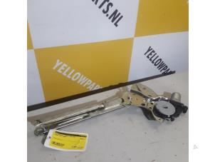 Gebruikte Ruitmechaniek 4Deurs links-voor Suzuki Alto (GF) 1.0 12V Prijs € 35,00 Margeregeling aangeboden door Yellow Parts
