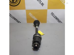 Gebruikte Aandrijfas rechts-voor Suzuki Swift (ZA/ZC/ZD) 1.3 D 16V Prijs € 70,00 Margeregeling aangeboden door Yellow Parts
