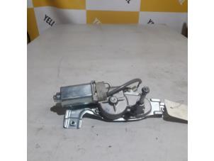 Gebruikte Motor Ruitenwisser achter Suzuki Alto (RF410) 1.1 16V Prijs € 24,99 Margeregeling aangeboden door Yellow Parts