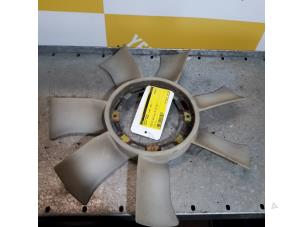 Gebruikte Radiateurfan Suzuki Grand Vitara I (FT/GT/HT) 2.0 16V Prijs € 15,00 Margeregeling aangeboden door Yellow Parts