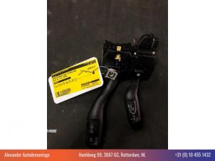 Gebruikte Pinker Schakelaar Audi A3 Sportback (8PA) 1.6 Prijs € 40,00 Margeregeling aangeboden door Alexander Autodemontage
