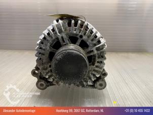 Gebruikte Dynamo Volkswagen Golf V (1K1) 2.0 TDI 16V Prijs € 40,00 Inclusief btw aangeboden door Alexander Autodemontage