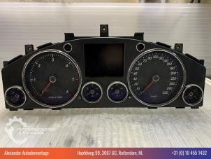 Gebruikte Instrumentenpaneel Volkswagen Touareg (7LA/7L6) 5.0 TDI V10 Prijs € 180,00 Margeregeling aangeboden door Alexander Autodemontage