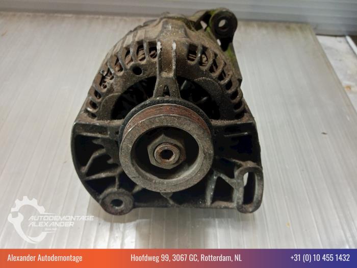 Gebruikte Dynamo Fiat Punto II (188) 1.2 16V Prijs € 40,00 Margeregeling aangeboden door Alexander Autodemontage
