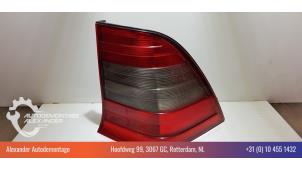 Gebruikte Achterlicht rechts Mercedes C Combi (S202) 2.2 C-200 CDI 16V Prijs € 30,00 Margeregeling aangeboden door Alexander Autodemontage