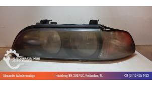 Gebruikte Koplamp links BMW 5 serie (E39) 523i 24V Prijs € 40,00 Margeregeling aangeboden door Alexander Autodemontage