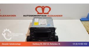 Gebruikte Radio CD Speler Hyundai i10 (B5) 1.2 16V Prijs € 150,00 Margeregeling aangeboden door Alexander Autodemontage
