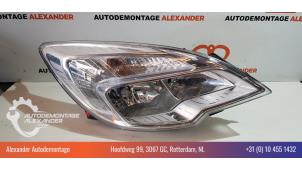 Nieuwe Koplamp rechts Opel Meriva 1.7 CDTI 16V Prijs € 165,00 Inclusief btw aangeboden door Alexander Autodemontage