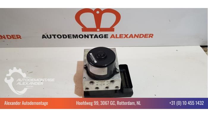 Gebruikte ABS Pomp Mercedes C Combi (S203) 1.8 C-180K 16V Prijs € 130,00 Margeregeling aangeboden door Alexander Autodemontage