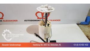 Gebruikte Benzinepomp Mitsubishi Outlander (GF/GG) 2.0 16V PHEV 4x4 Prijs € 75,00 Margeregeling aangeboden door Alexander Autodemontage