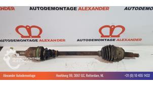 Gebruikte Steekas links-voor Mitsubishi Outlander (GF/GG) 2.0 16V PHEV 4x4 Prijs € 70,00 Margeregeling aangeboden door Alexander Autodemontage