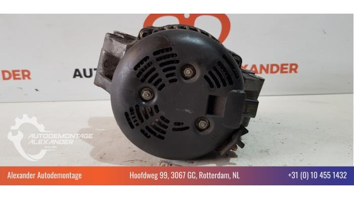 Dynamo van een BMW 1 serie (E81) 118i 16V 2010