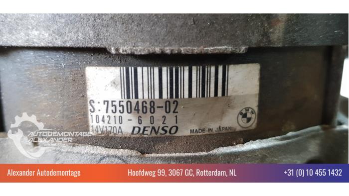 Dynamo van een BMW 1 serie (E81) 118i 16V 2010