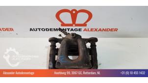 Gebruikte Remklauw (Tang) links-voor BMW 1 serie (E81) 118i 16V Prijs € 40,00 Margeregeling aangeboden door Alexander Autodemontage