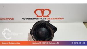 Gebruikte Kachel Ventilatiemotor Audi A4 Avant (B7) 1.9 TDI Prijs € 35,00 Margeregeling aangeboden door Alexander Autodemontage