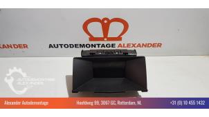 Gebruikte Display Interieur Opel Astra H (L48) 1.4 16V Twinport Prijs € 20,00 Margeregeling aangeboden door Alexander Autodemontage