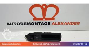 Gebruikte Raam schakelaar elektrisch Renault Scénic II (JM) 1.6 16V Prijs € 10,00 Margeregeling aangeboden door Alexander Autodemontage