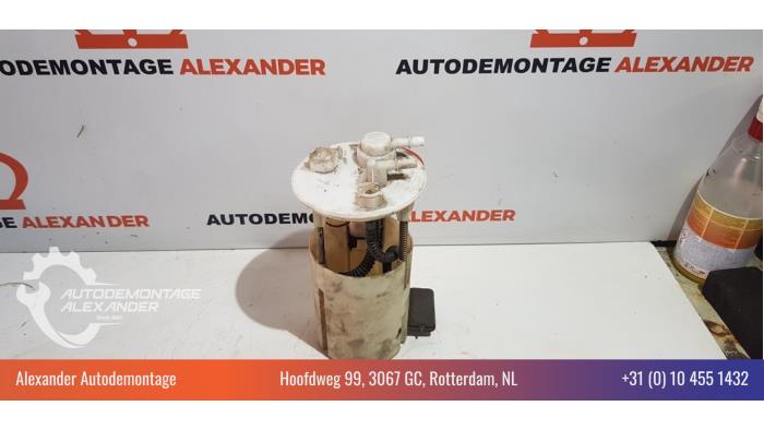 Gebruikte Brandstofpomp Elektrisch Toyota Corolla (E12) 1.4 D-4D 16V Prijs € 45,00 Margeregeling aangeboden door Alexander Autodemontage
