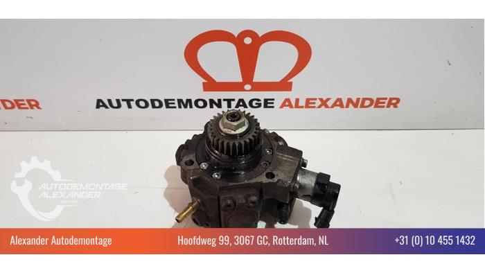 Brandstofpomp Mechanisch van een Opel Vivaro 2.0 CDTI 2008
