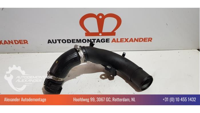 Turboslang van een Renault Clio IV (5R) 0.9 Energy TCE 90 12V 2013