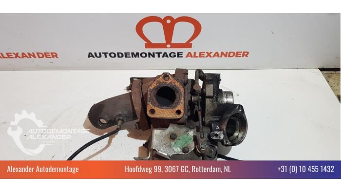 Gebruikte G-lader BMW 5 serie (E60) 520d 16V Corporate Lease Prijs € 300,00 Margeregeling aangeboden door Alexander Autodemontage