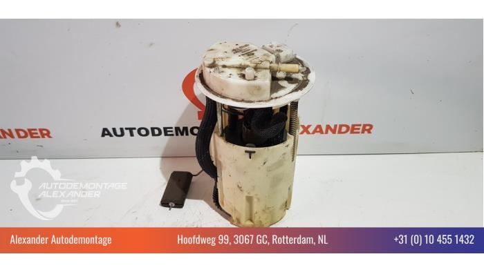 Gebruikte Tank element Pomp Alfa Romeo 147 (937) 1.6 Twin Spark 16V Prijs € 50,00 Margeregeling aangeboden door Alexander Autodemontage