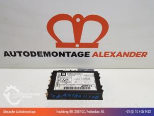 Gebruikte Telefoon Module Opel Astra H (L48) 1.9 CDTi 100 Prijs € 35,00 Margeregeling aangeboden door Alexander Autodemontage