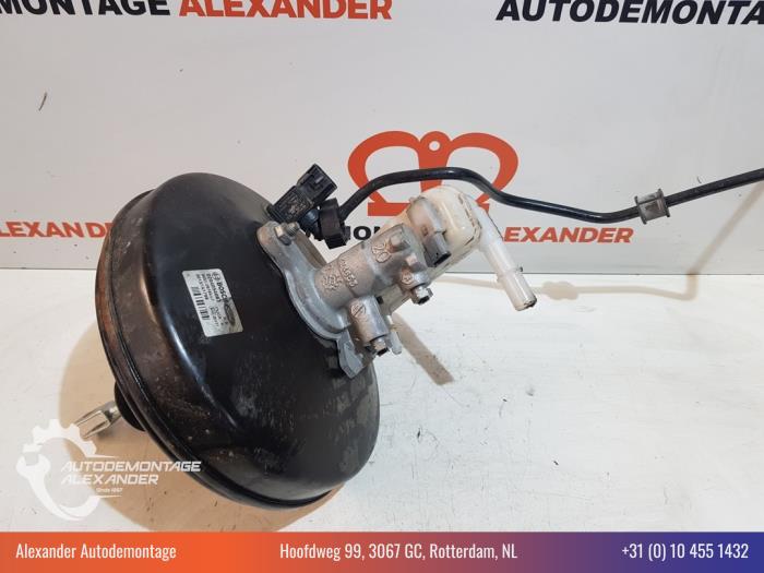 Gebruikte Rembooster Ford Fiesta 6 (JA8) 1.0 EcoBoost 12V 125 Prijs € 40,00 Margeregeling aangeboden door Alexander Autodemontage