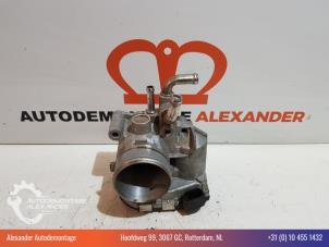 Gebruikte Gasklephuis Hyundai i10 (B5) 1.2 16V Prijs € 50,00 Margeregeling aangeboden door Alexander Autodemontage