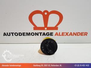 Gebruikte Licht Schakelaar Skoda Octavia (1Z3) 1.9 TDI Prijs € 20,00 Margeregeling aangeboden door Alexander Autodemontage