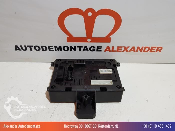 Gebruikte Bodycontrol Module Renault Clio III (BR/CR) 1.6 16V Prijs € 75,00 Inclusief btw aangeboden door Alexander Autodemontage