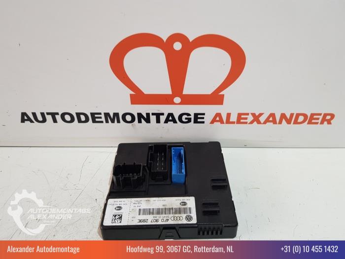 Gebruikte Module Bodycontrol Audi A6 Quattro (C6) 3.2 V6 24V FSI Prijs € 75,00 Inclusief btw aangeboden door Alexander Autodemontage