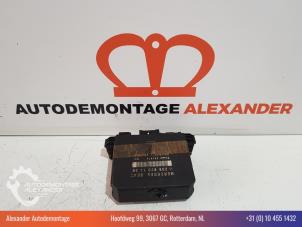 Gebruikte Centrale Deurvergrendelings Module Mercedes E Combi (S210) 3.0 E-300 TD 24V Prijs € 40,00 Margeregeling aangeboden door Alexander Autodemontage