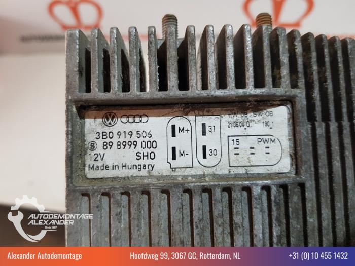 Computer Koeling van een Volkswagen Transporter/Caravelle T5 1.9 TDi 2004