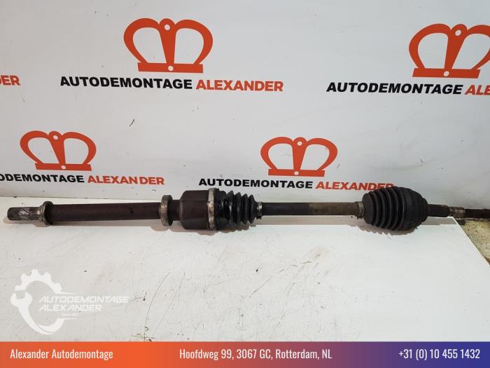 Gebruikte Steekas rechts-voor Renault Clio III (BR/CR) 1.6 16V Prijs € 15,00 Margeregeling aangeboden door Alexander Autodemontage