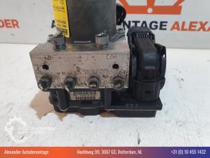 Gebruikte ABS Pomp Mercedes E (W212) E-220 CDI 16V BlueEfficiency Prijs € 100,00 Margeregeling aangeboden door Alexander Autodemontage