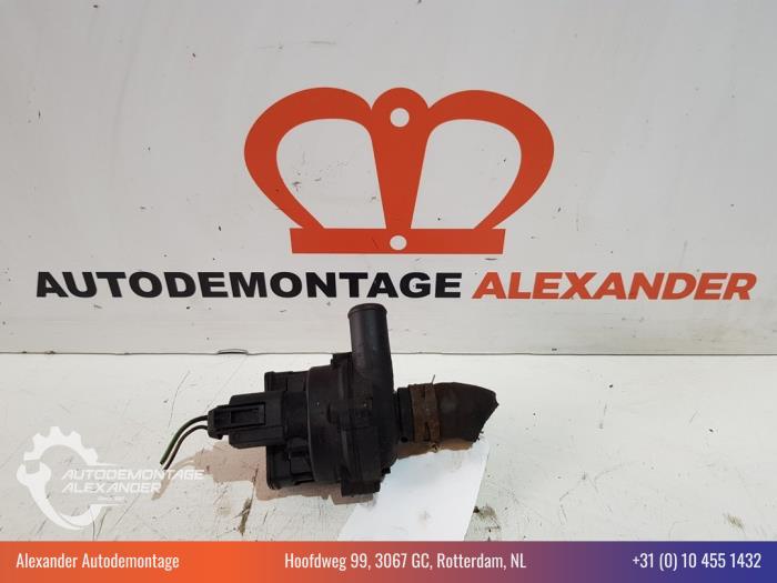 Gebruikte Waterpomp Mercedes CLS (C219) 320 CDI 24V Prijs op aanvraag aangeboden door Alexander Autodemontage