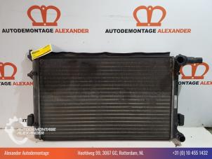 Gebruikte Radiateur Seat Leon (1P1) 1.6 Prijs € 24,99 Margeregeling aangeboden door Alexander Autodemontage
