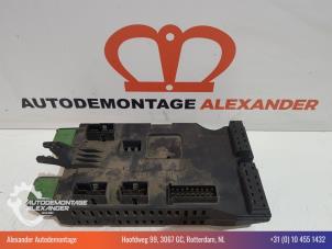 Gebruikte Zekeringkast Mercedes Vito (638.0) 2.2 CDI 112 16V Prijs € 16,99 Margeregeling aangeboden door Alexander Autodemontage