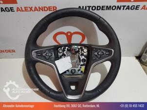 Gebruikte Stuurwiel Opel Insignia 2.0 CDTI 16V 130 Ecotec Prijs € 150,00 Margeregeling aangeboden door Alexander Autodemontage