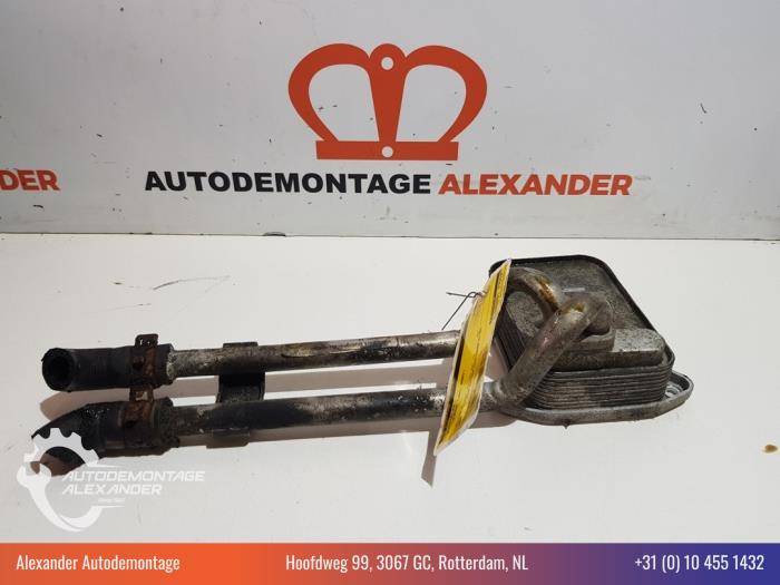 Gebruikte Oliekoeler Volkswagen Touran (1T1/T2) 1.6 FSI 16V Prijs € 40,00 Margeregeling aangeboden door Alexander Autodemontage