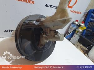 Gebruikte Rembol Renault Clio III (BR/CR) 1.6 16V Prijs € 50,00 Margeregeling aangeboden door Alexander Autodemontage