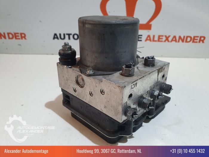 Gebruikte ABS Pomp Fiat Bravo (198A) 1.6 JTD Multijet 105 Prijs € 100,00 Margeregeling aangeboden door Alexander Autodemontage