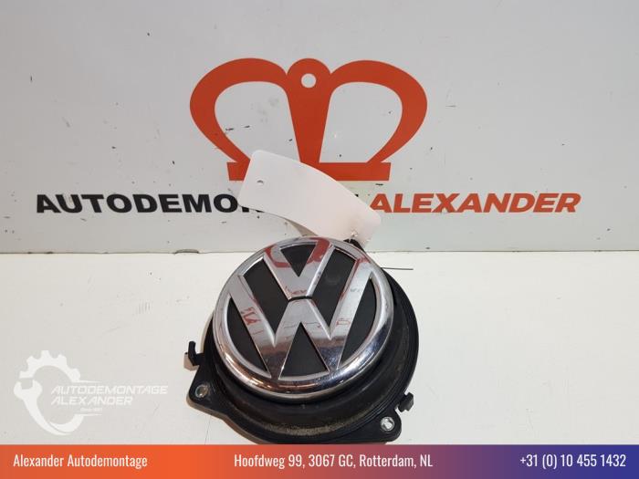 Handgreep Achterklep van een Volkswagen Polo V (6R) 1.4 TDI DPF BlueMotion technology 2014