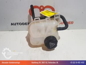 Gebruikte Koelvloeistof Reservoir Mini Mini (R56) 1.6 16V Cooper Prijs € 35,00 Margeregeling aangeboden door Alexander Autodemontage