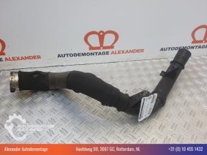 Gebruikte Intercooler Buis Renault Grand Scénic III (JZ) 1.6 dCi Prijs € 100,00 Margeregeling aangeboden door Alexander Autodemontage